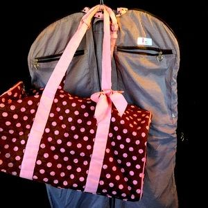 Quilted tote bag with matching wardrobe hanger